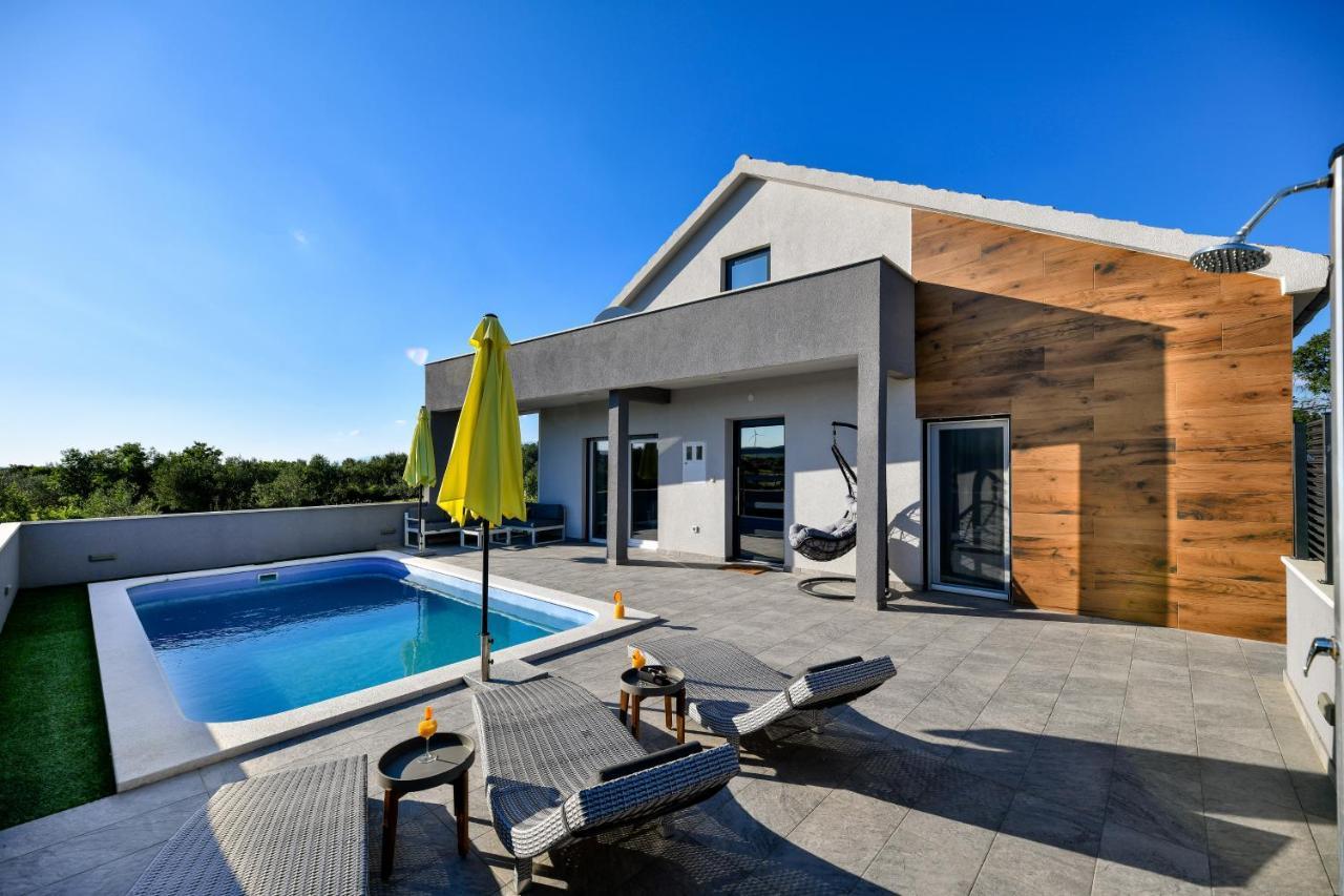 Luxurious Villa Natali Pridraga Exterior photo