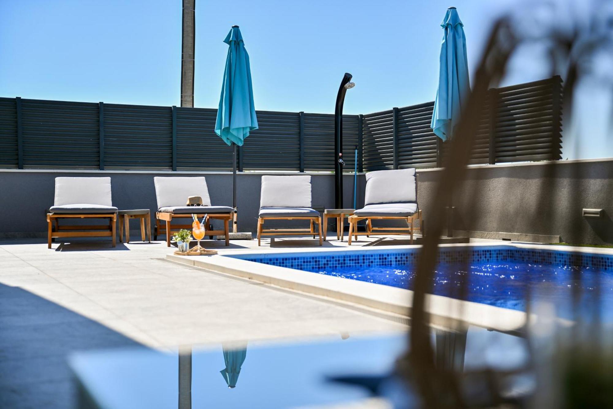 Luxurious Villa Natali Pridraga Exterior photo